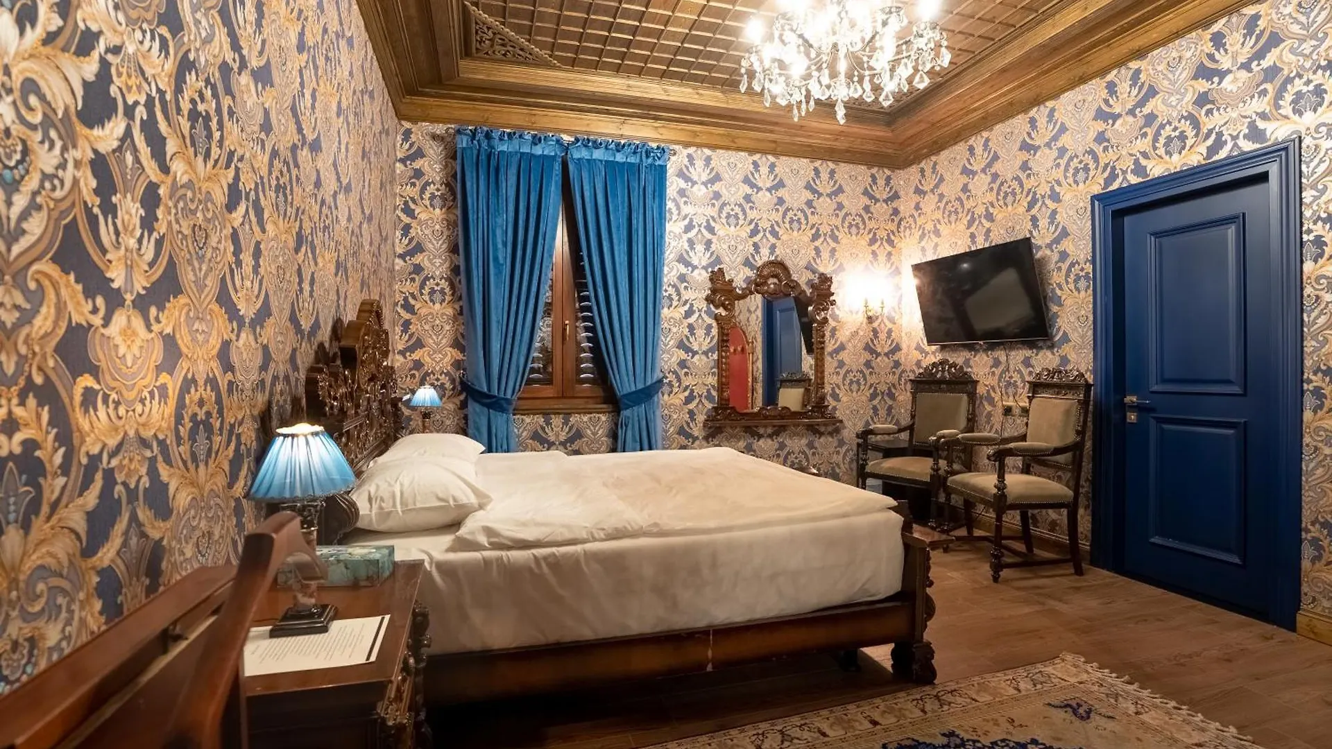 Castle Boutique Hotel Tirana