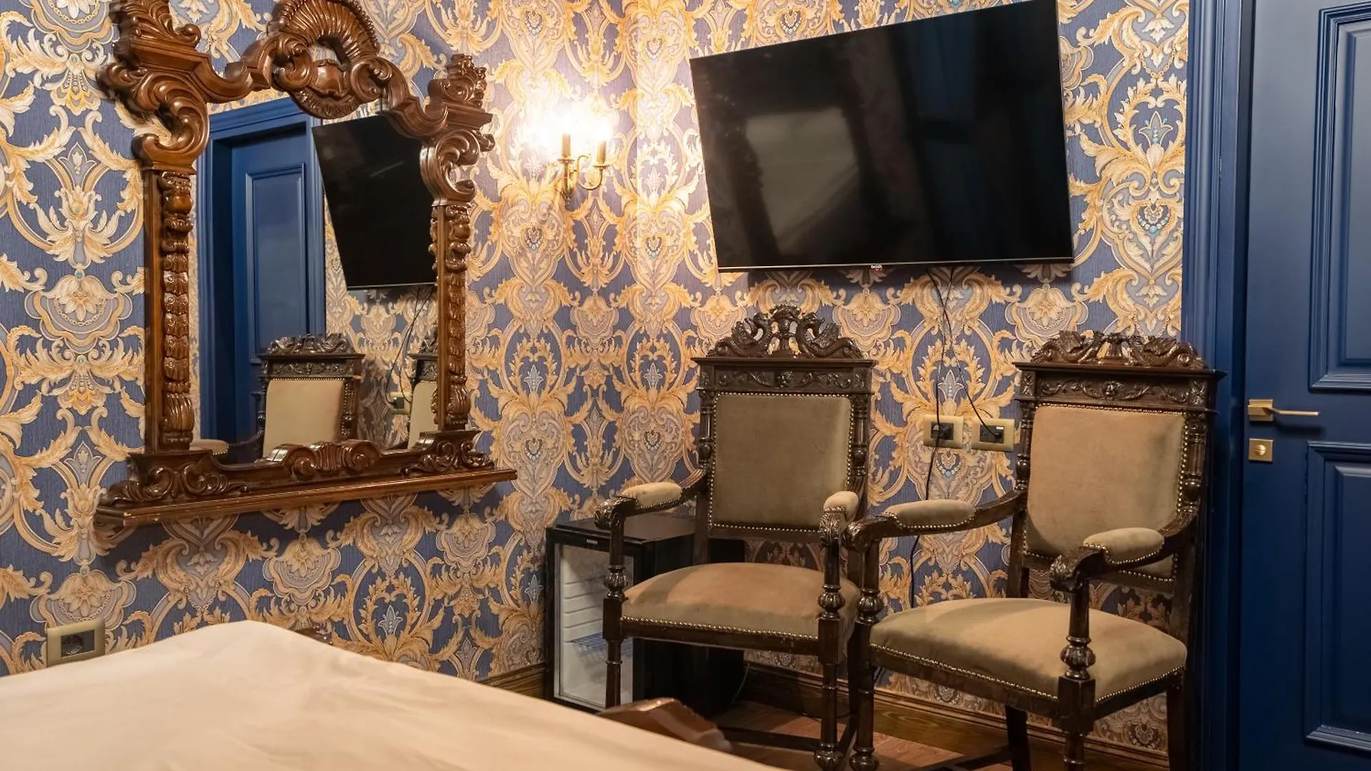 Castle Boutique Hotel Tirana