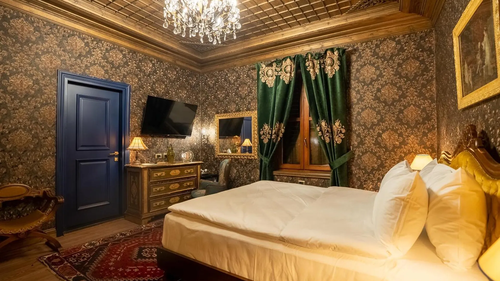 Castle Boutique Hotel Tirana