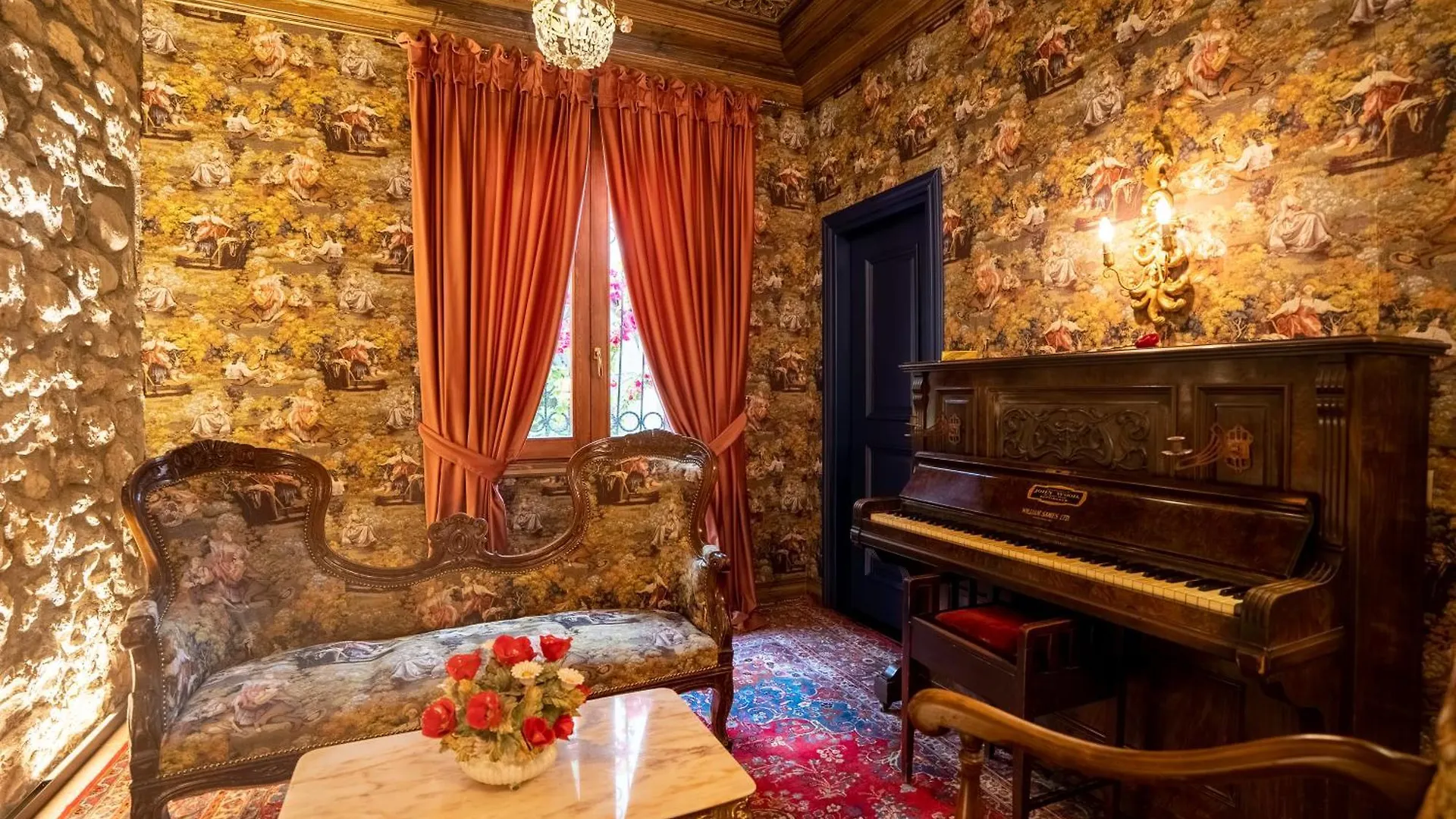 Castle Boutique Hotel Tirana