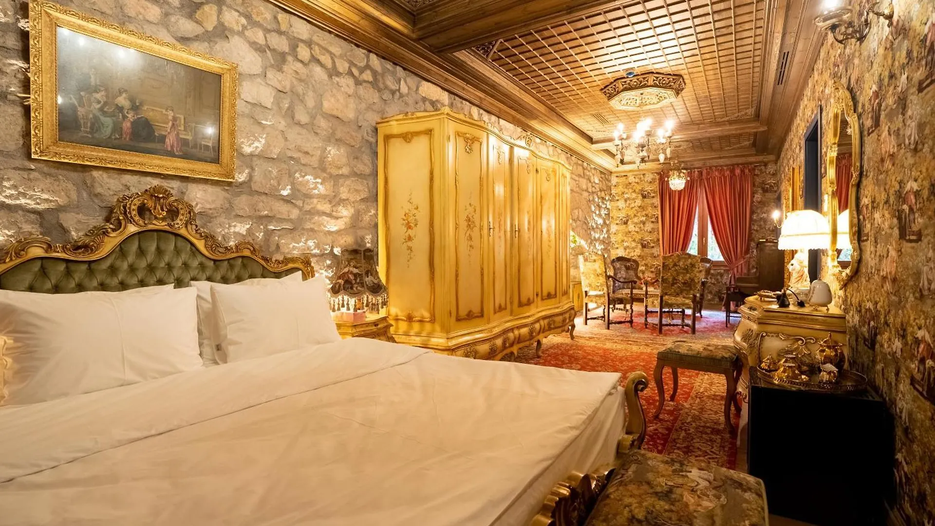 Castle Boutique Hotel Tirana